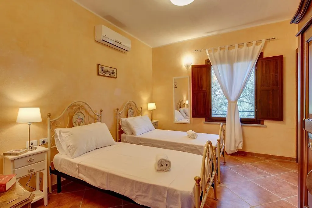 Casalrosso Villa Monte San Savino 0*,  Italy